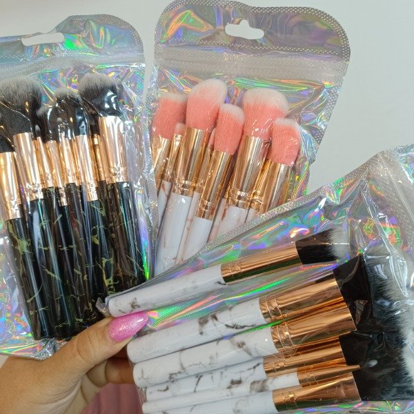 Producto - Set de brochas marmol