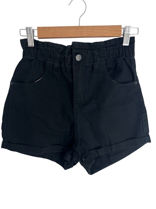 Producto - SHORT NEGRO