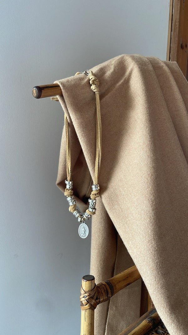 Producto - Collar gamuza y metal