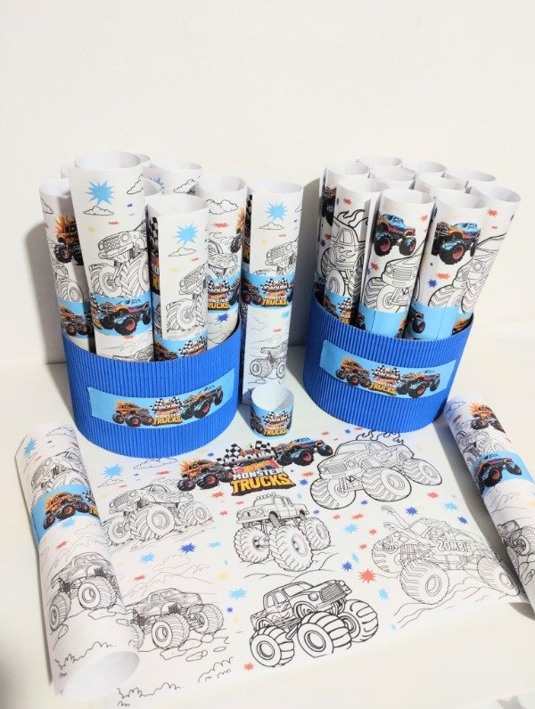 Producto - Rollos para colorear con base x 10 un monster truck