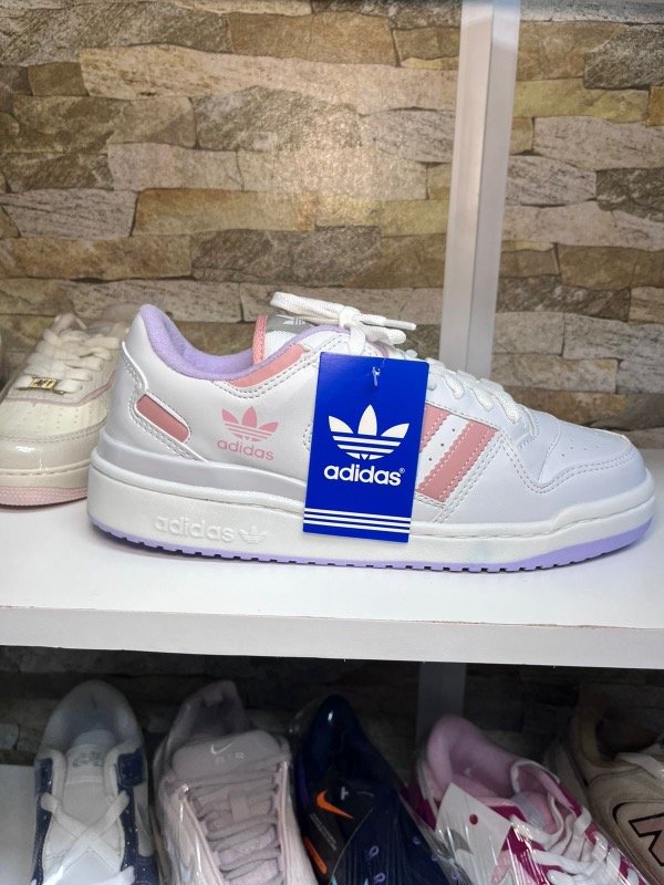 Producto - Adidas Forum Low Pink and White