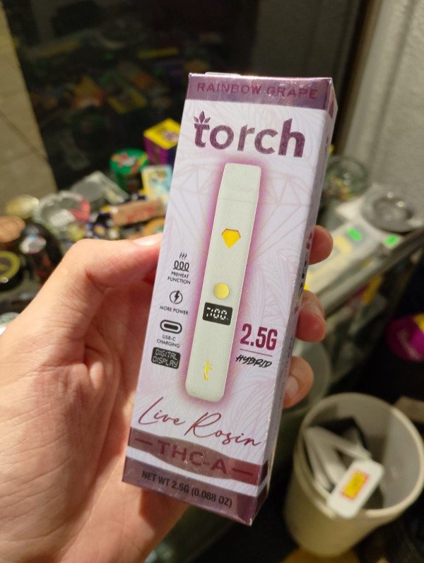 Producto - TORCH 2,5g - 3.000puff "RAINBOW GRAPE"