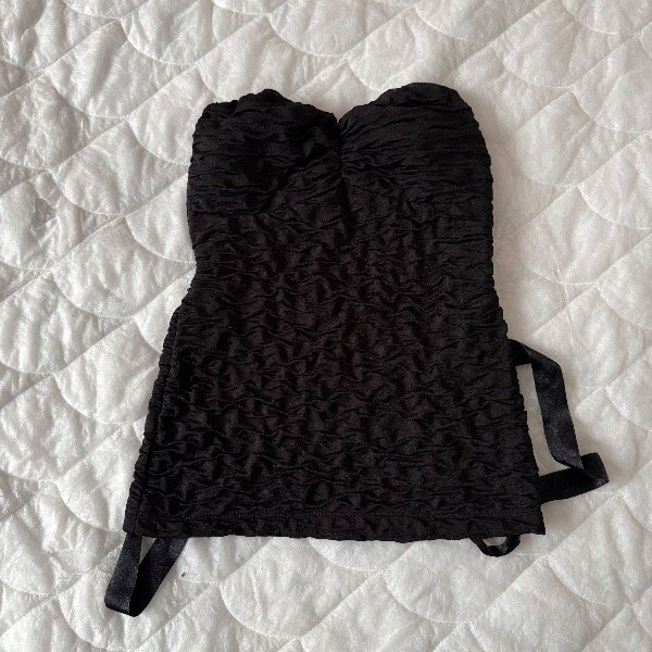 Producto - Black ruffled strapple top