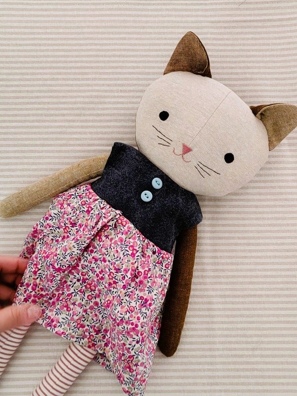 Producto - Gatita Flora - 3