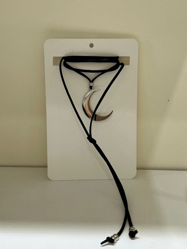 Producto - CHOCKER LUNA PLATEADA