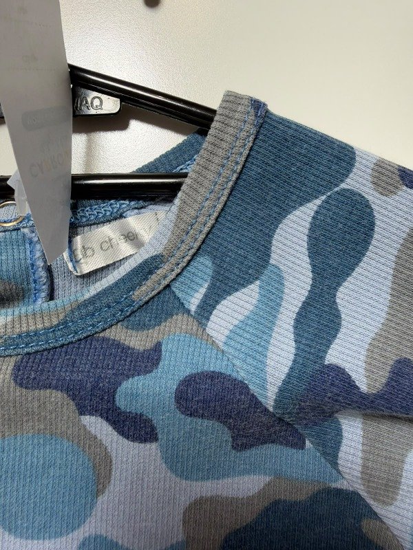Producto - Enterito camuflado Carters 6 meses - 3