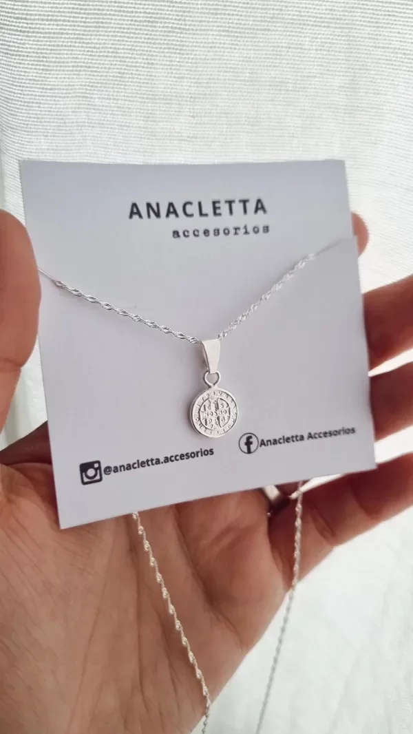 Producto - Gargantilla medalla san benito plata 925 40cm