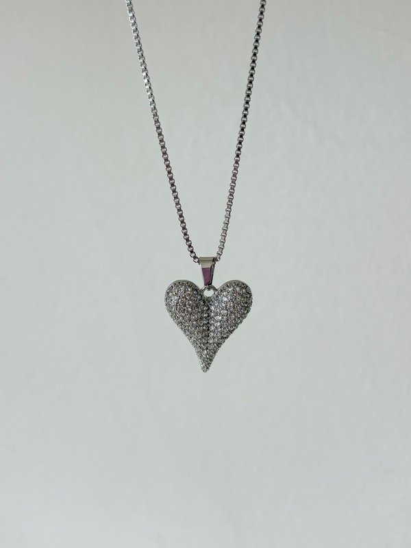 Producto - Collar con corazon de brillos