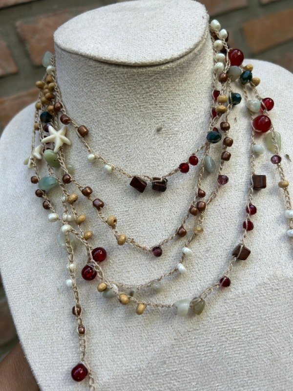 Producto - COLLAR 1000 VUELTAS-INVIERNO hilo claro