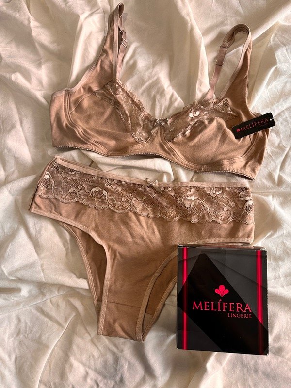 Producto - Conjunto marca Melifera 105
