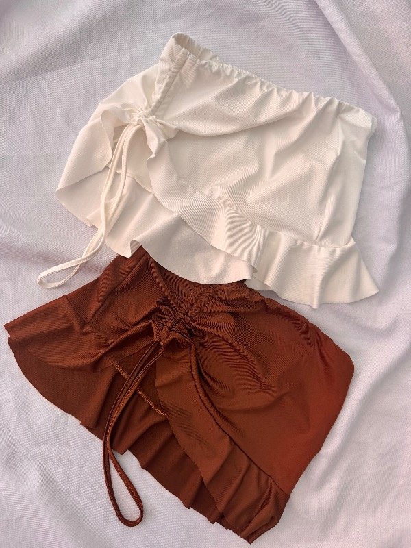 Producto - Pollera leol sale