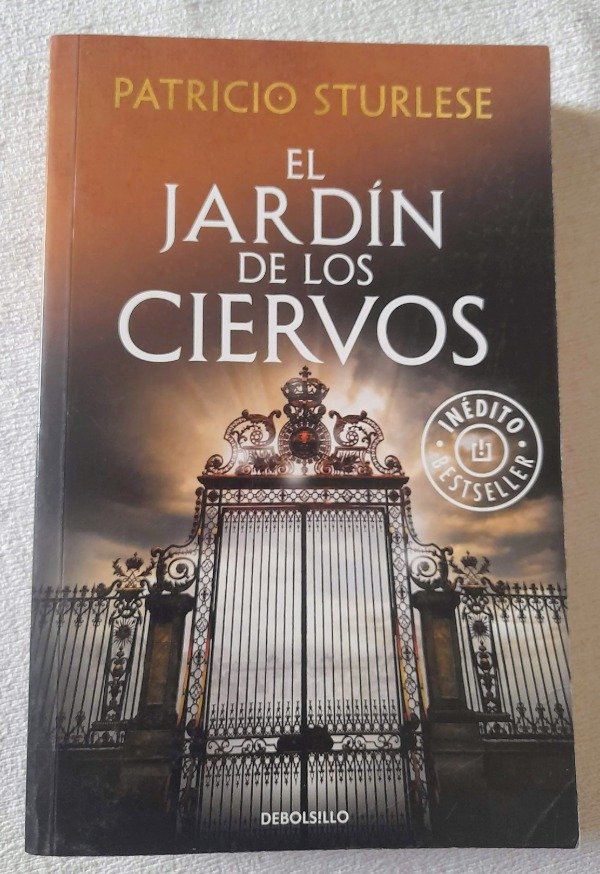 Producto - El Jardín De Los Cuervos - Patricio Sturlese - Debolsillo