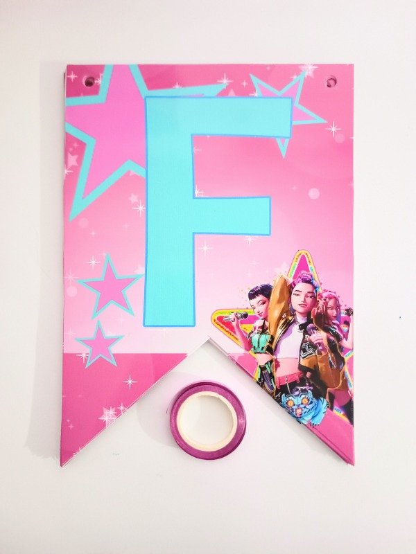 Producto - Banderín guerreras kpop x letra