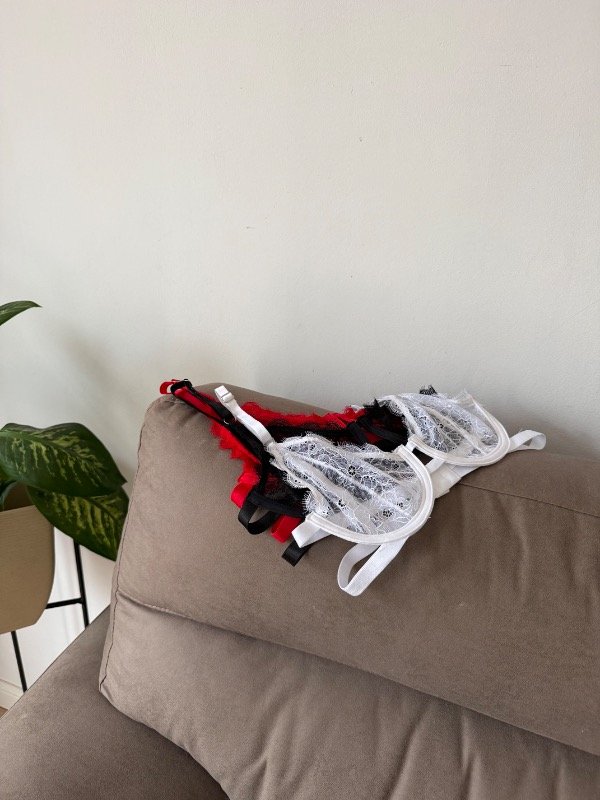 Producto - Conjunto de aro y encaje con less regulable finita #132