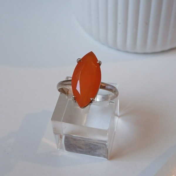 Producto - Anillo Plata 925 con cornalina navette - Talle 19