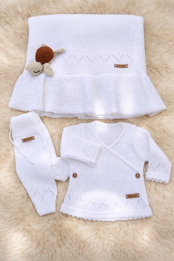 Producto - AJUAR CON BATITA BLANCO