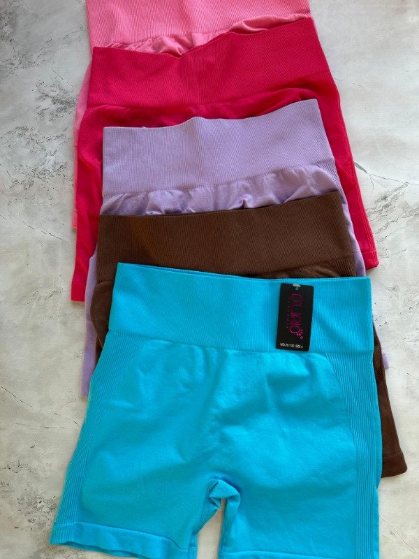 Producto - Short levanta glúteo L