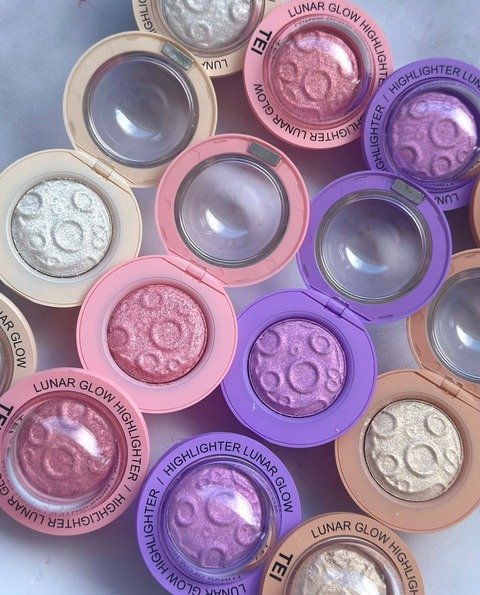 Producto - Iluminador planeta TEI solo lila