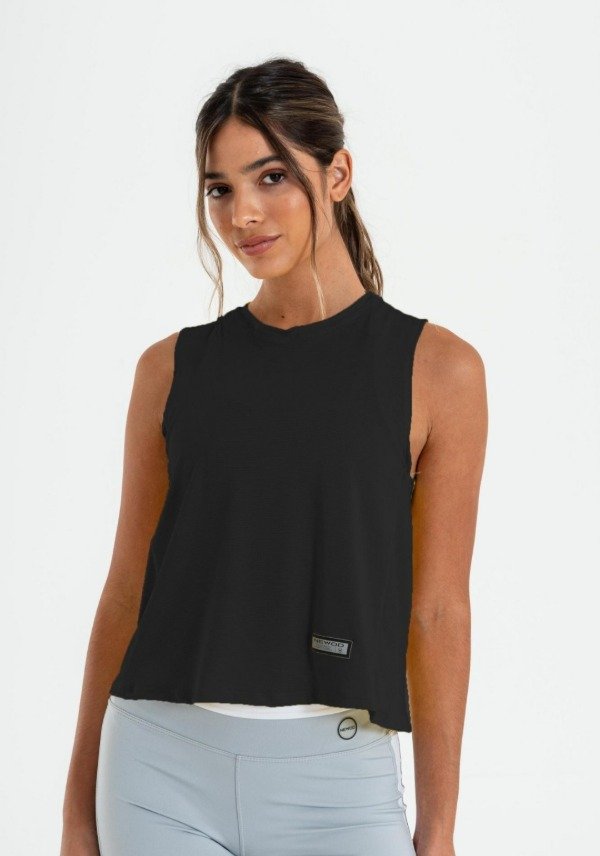 Producto - MUSCULOSA CORVY