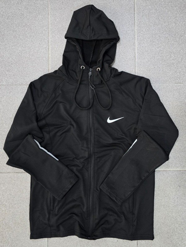 Producto - Campera Térmica Nike Tela Lycra