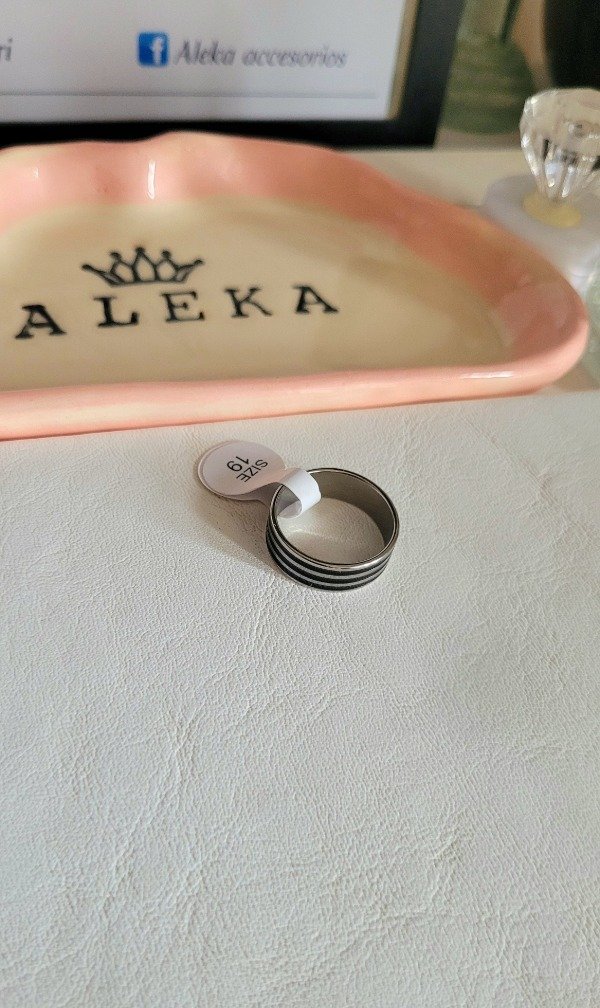 Producto - Anillo tres líneas (talle19)de acero quirúrgico - 2