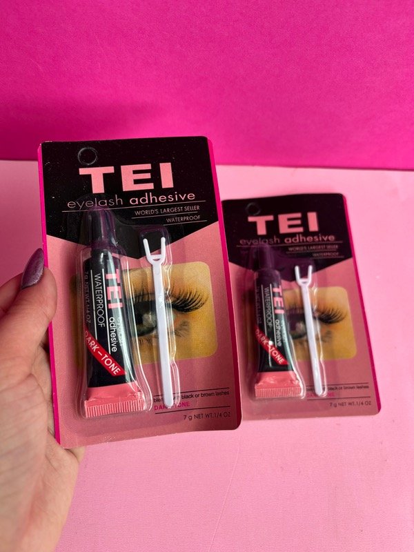 Producto - Pegamento de pestañas Tei