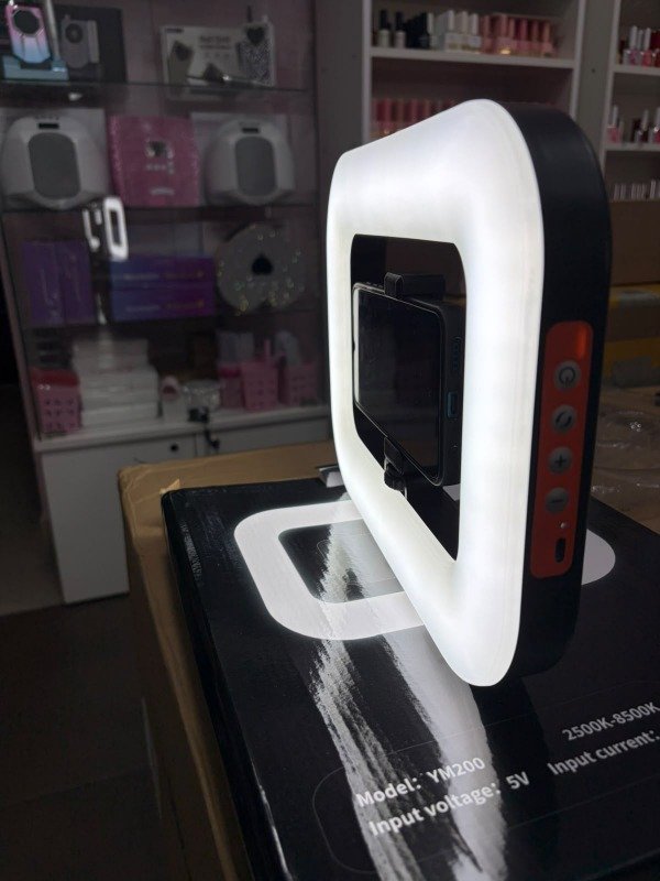 Producto - Estabilizador de celular Led
