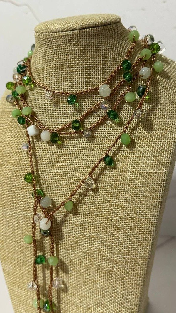 Producto - COLLAR MIL VUELTAS verde