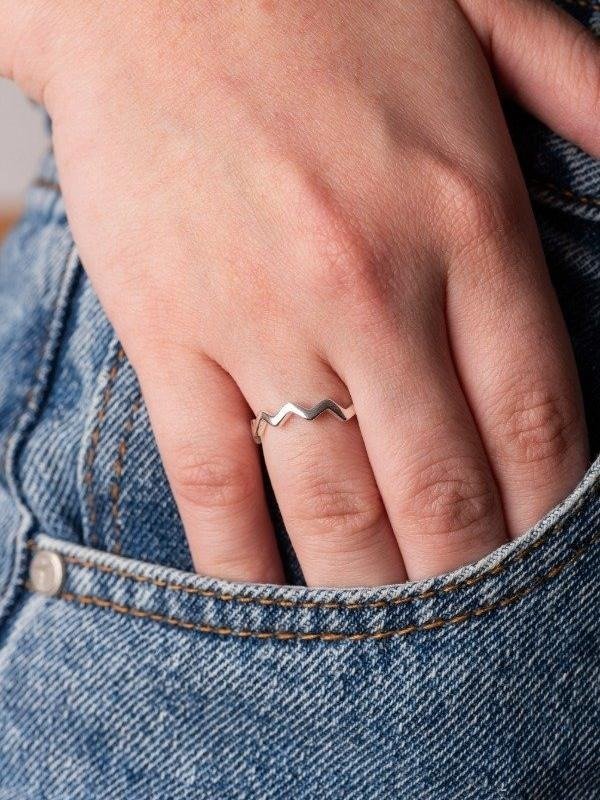 Producto - Anillo zigzag plata 925