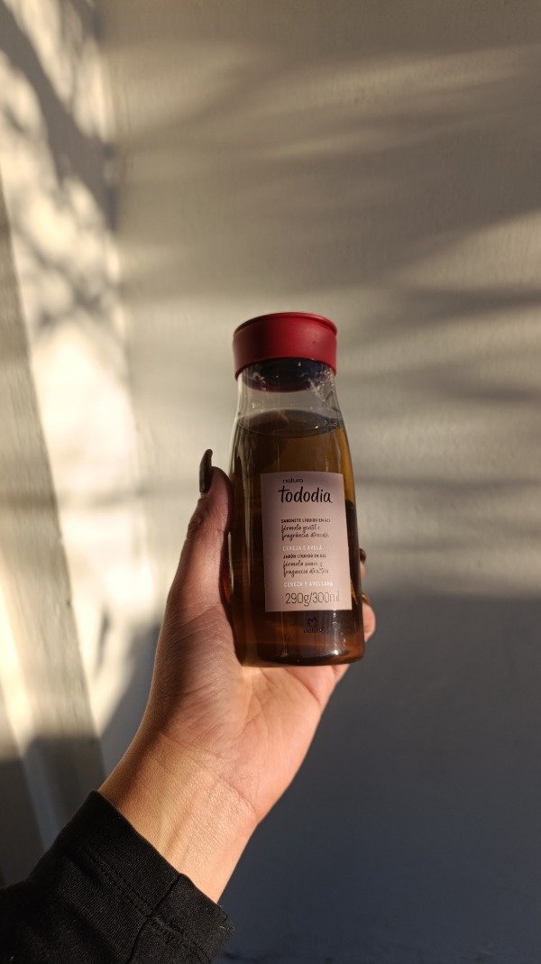 Producto - Jabón líquido CEREZA Y AVELLANA 300ML