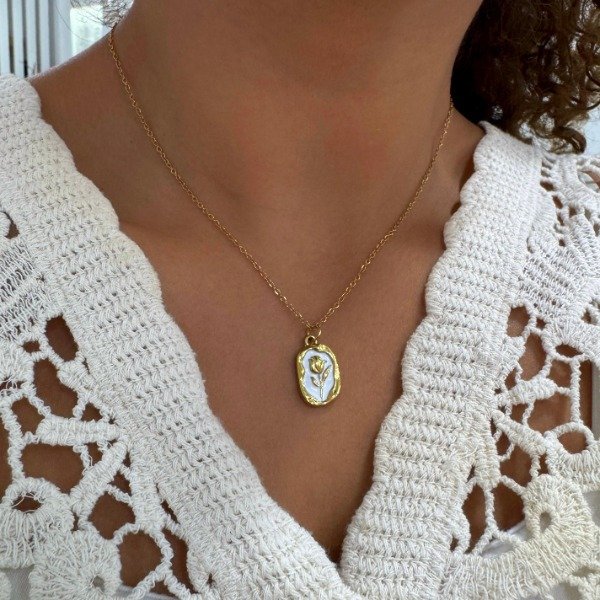 Producto - CONJUNTO DORADO ROSA FONDO ESMALTADO