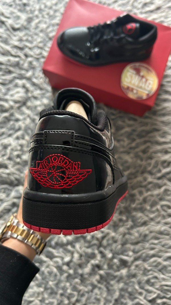 Producto - JORDAN RETRO 1 LOW LASER PATENT - 2