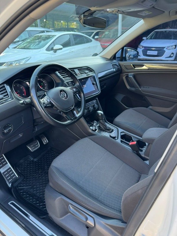 Producto - Volkswagen Tiguan Comfortline 2.0 TSI 4Motion DSG 2018 - 10