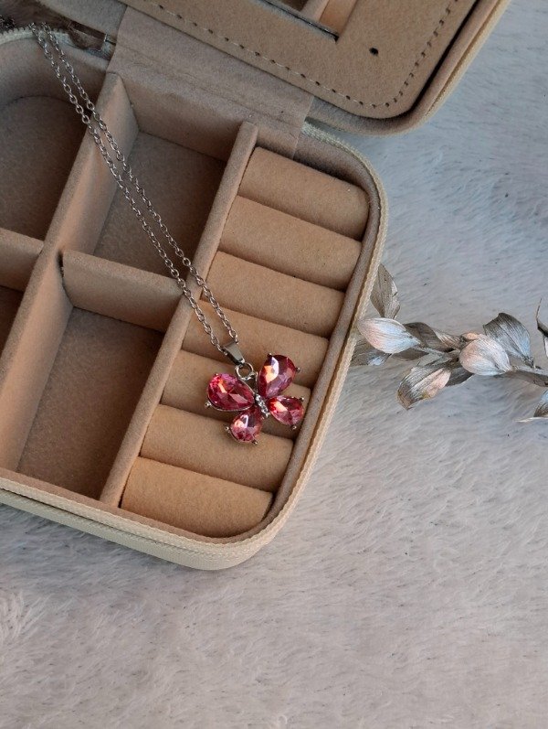 Producto - Collar mariposa Rosa