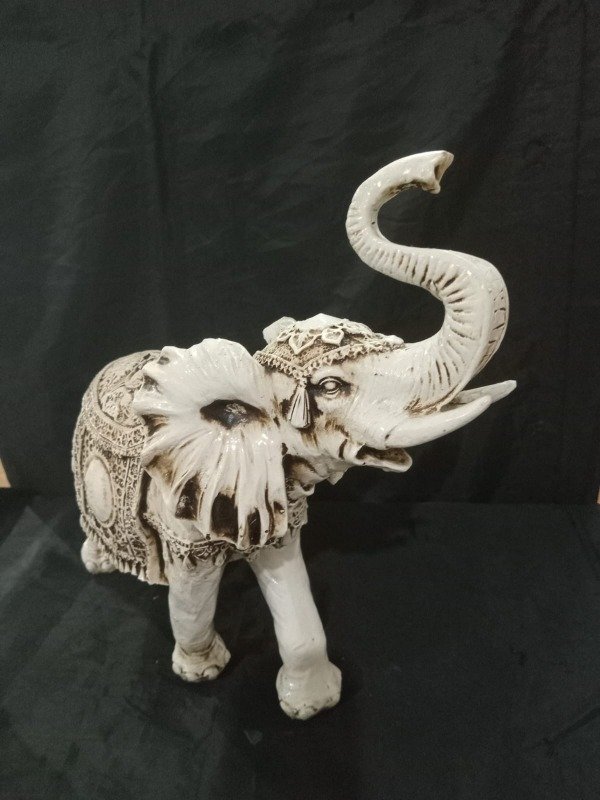 Producto - ELEFANTE RESINA - Chico