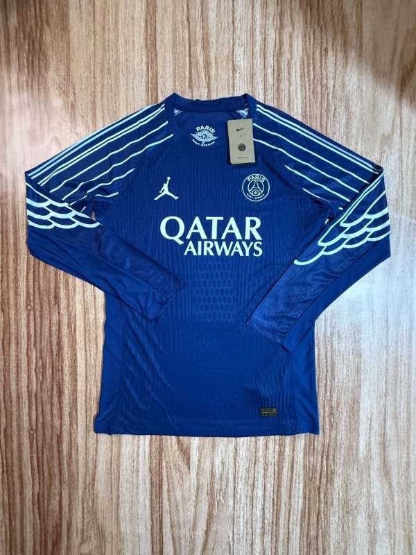Producto - PSG x Jordan manga larga version jugador