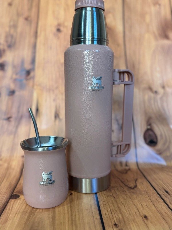 Producto - TERMO SIMIL STANLEY 1.2 LTS ROSA  VIEJO