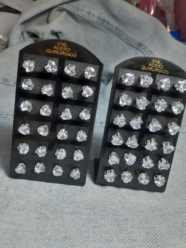 Producto - Aros strass corazón dos medidas