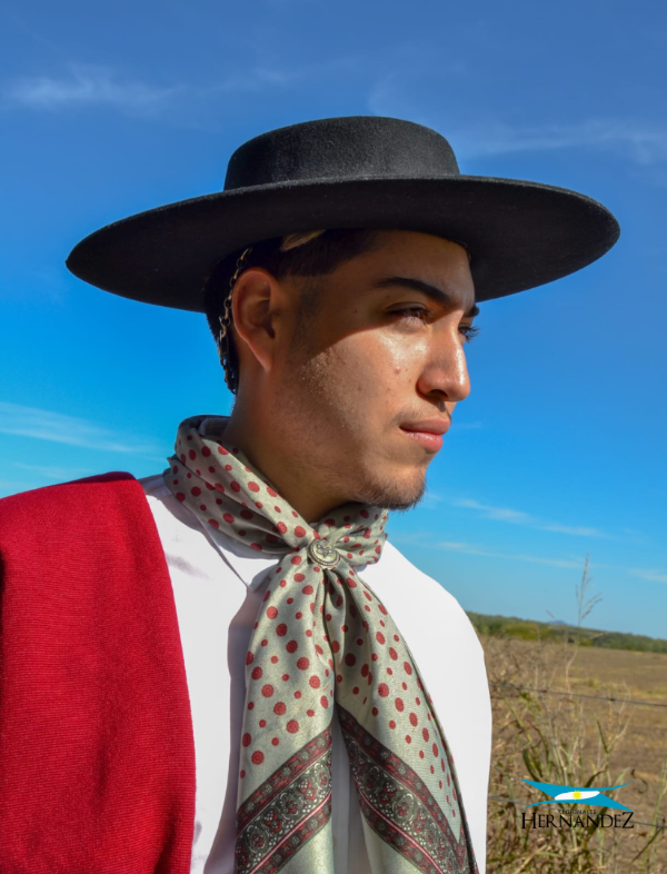 Producto - Sombrero Paño Ala 10