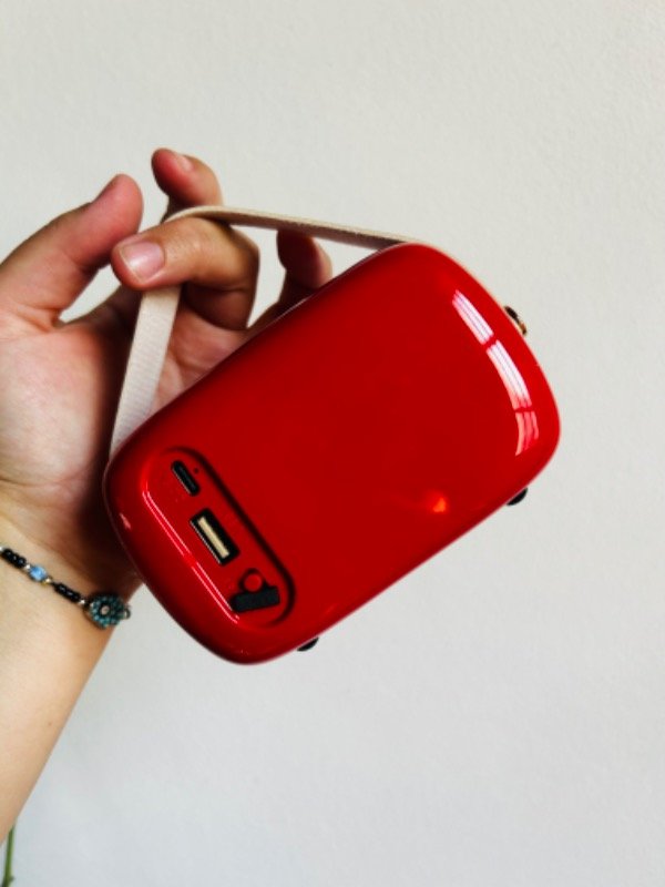 Producto - Parlante Bluetooth con diseño de Radio Vintage - 9