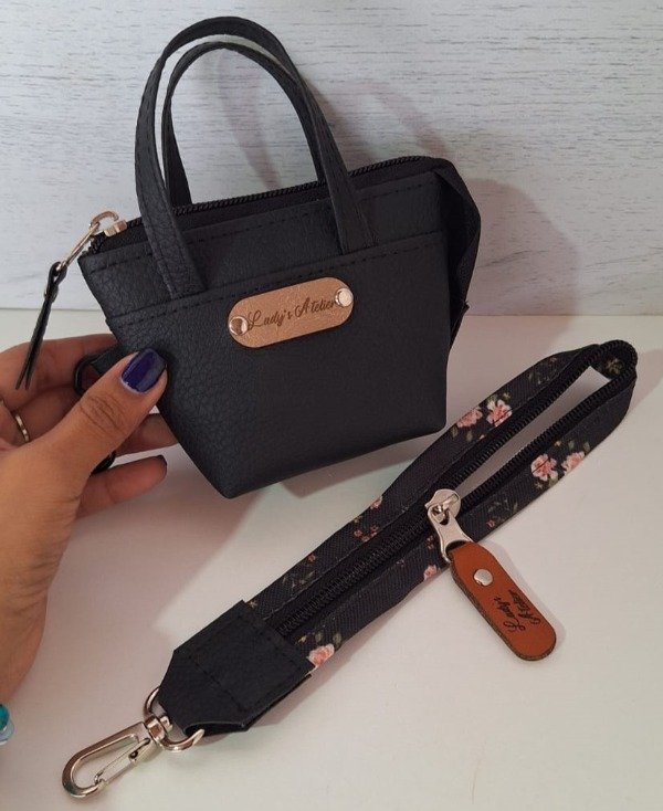 Producto - Duo Bag Charms + llavero porta abrigo negro (stock)