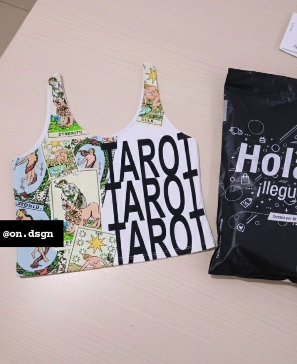 Producto - Musculosa Tarot + Consejo del oráculo