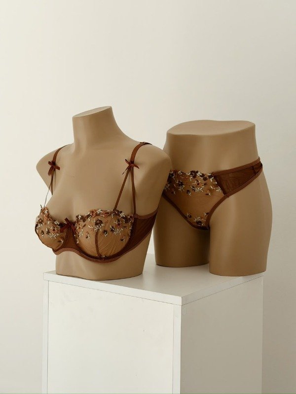 Producto - CONJUNTO CHOCOLATE LESS ENTERA