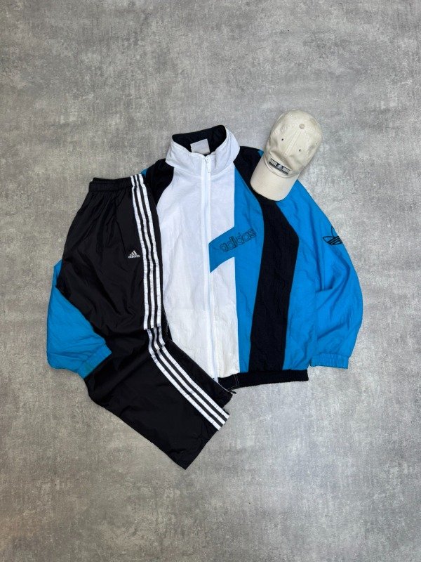 Producto - Campera Rompevientos Adidas Spell Out Vtg 90s/80s T.XL - 2