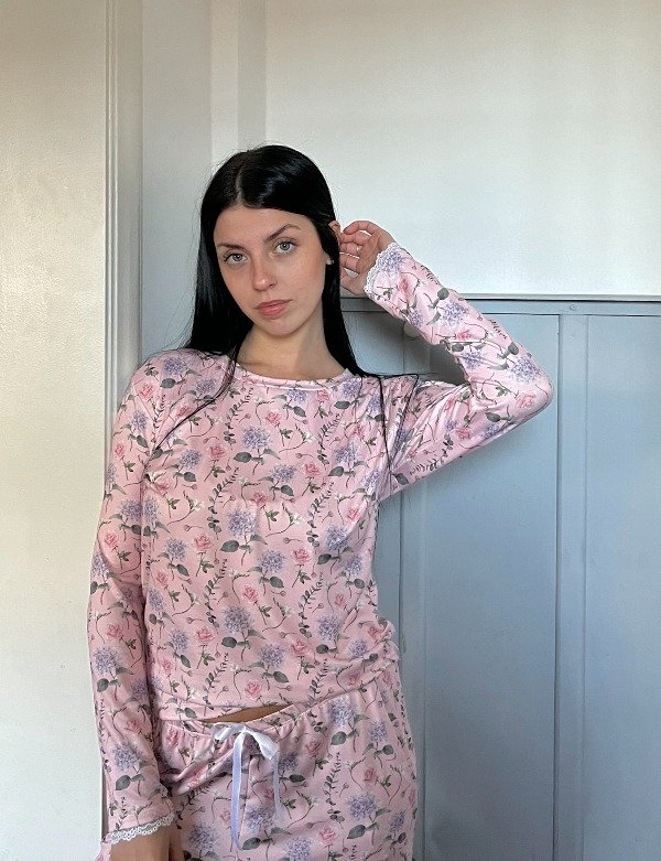 Producto - PIJAMA INVIERNO ORQUIDEA