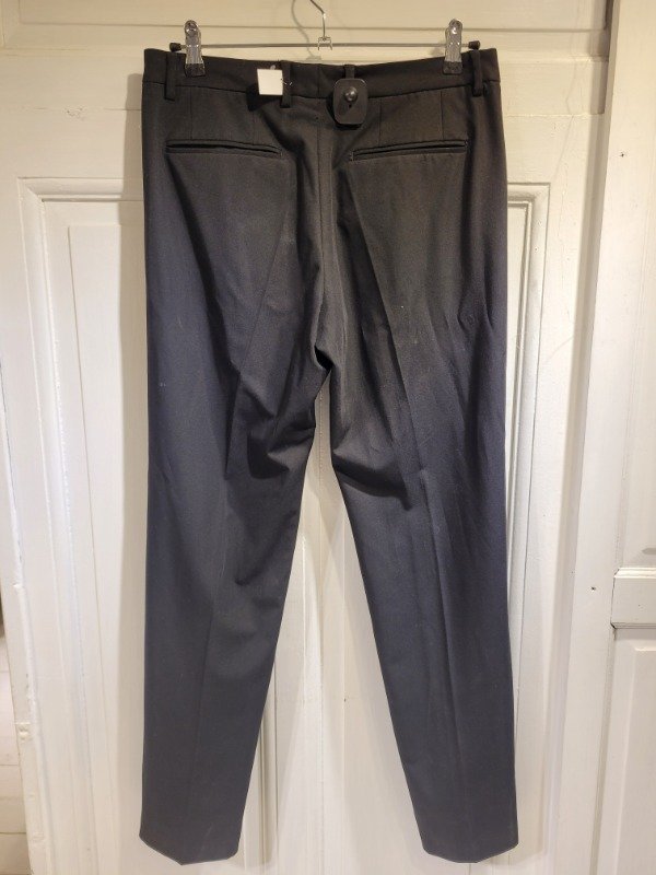 Producto - Traje de gala ZARA negro- Talle 16 años- PRECIO: 130X - 5