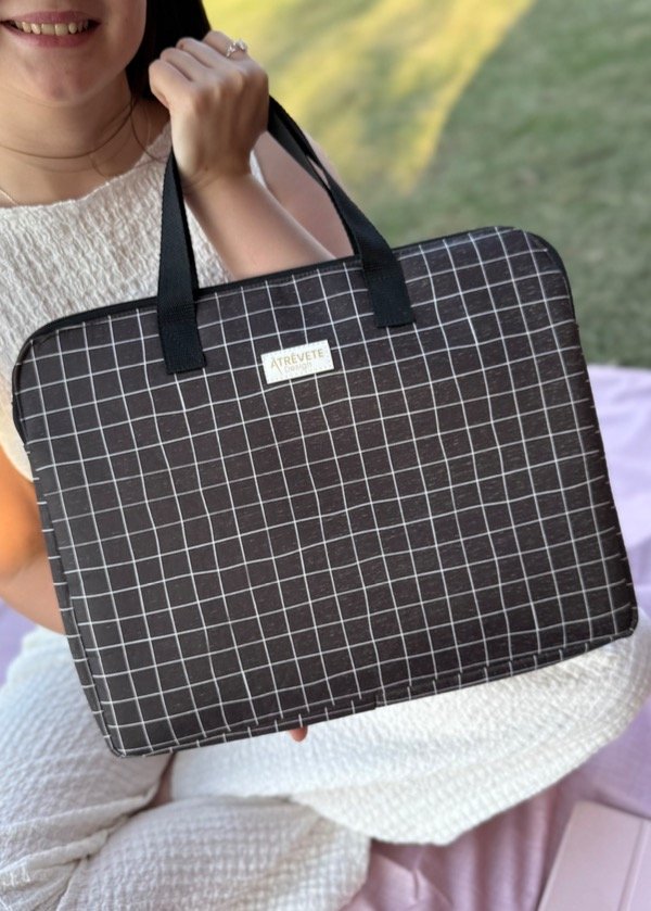 Producto - Funda De Notebook - Cudrille negra