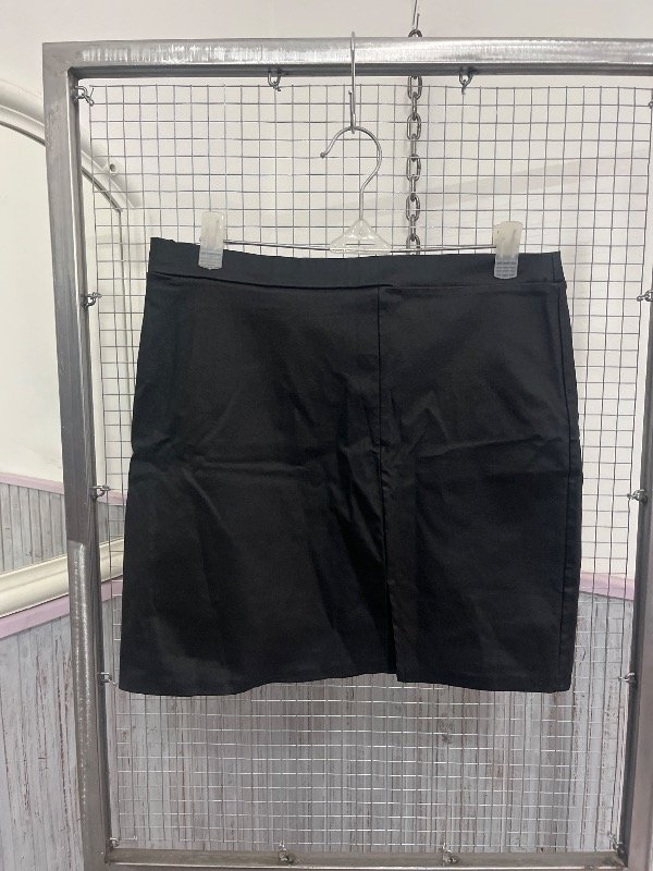 Producto - Pollera engomada //black// talle 3
