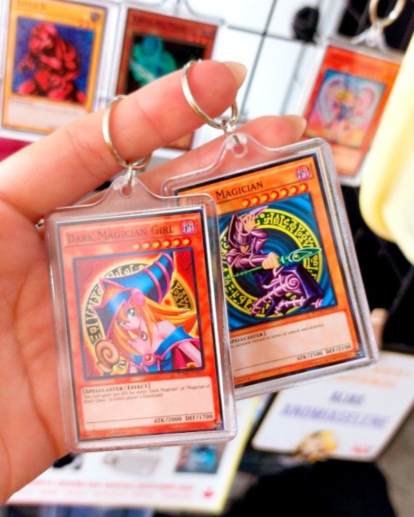 Producto - LLAVEROS CARTAS CONTENEDOR ACRÍLICO - PERSONALIZADOS