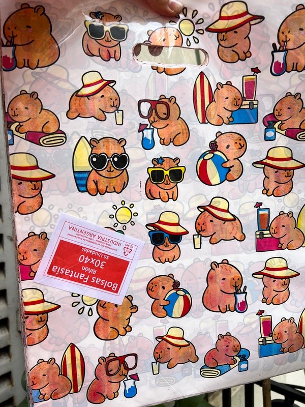 Producto - 50 bolsas 30x40 capibara